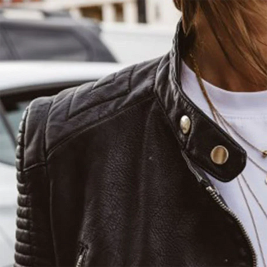 Isla | Classic Black Leather Jacket – Stylish Slim Biker Design